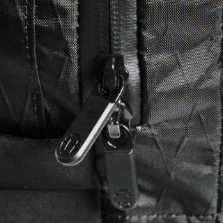 Lockable, water-resistant zippers